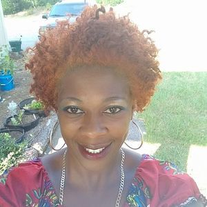 Meet your Posher, Aliya